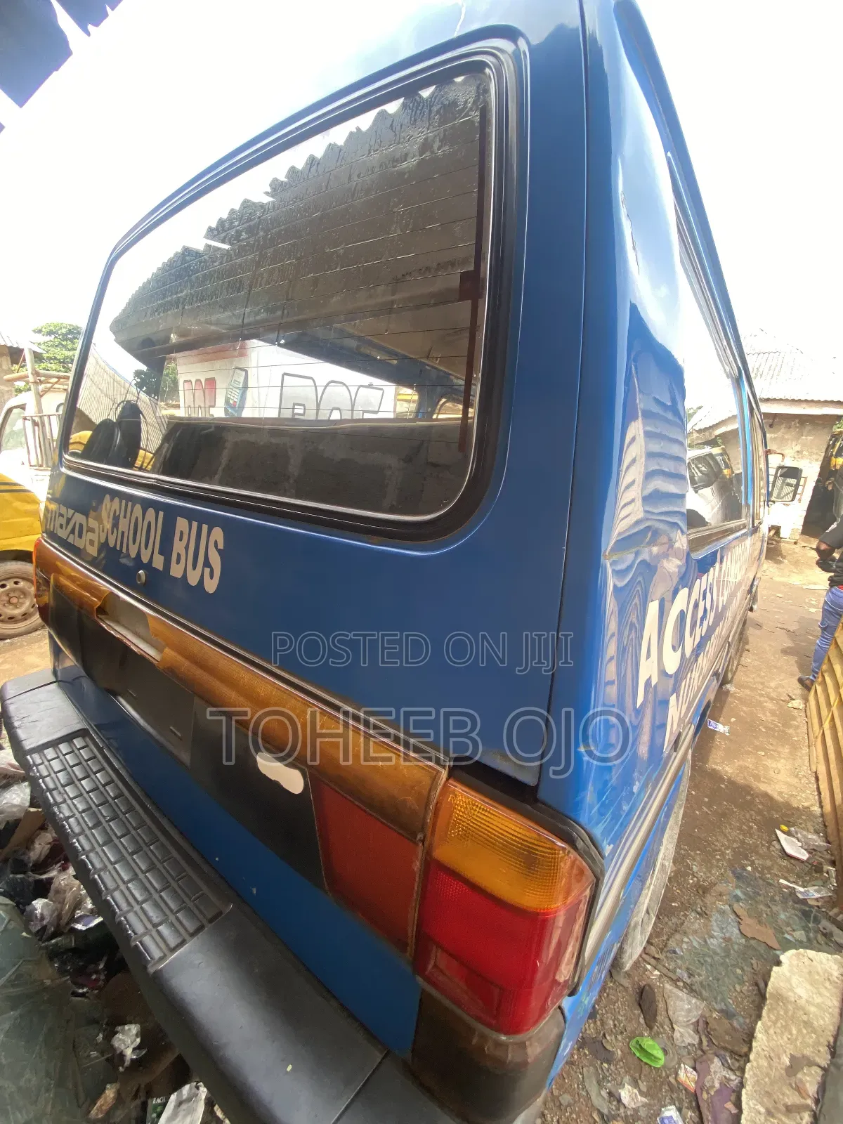 Mazda Bongo 1998 Blue