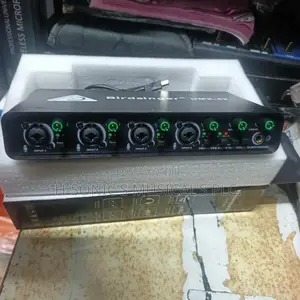 Birdsinger Umx-42 Live Soundcard.