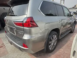 Lexus LX 2017 Gray