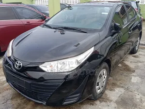 Toyota Yaris LE Sedan 4dr 2019 Black