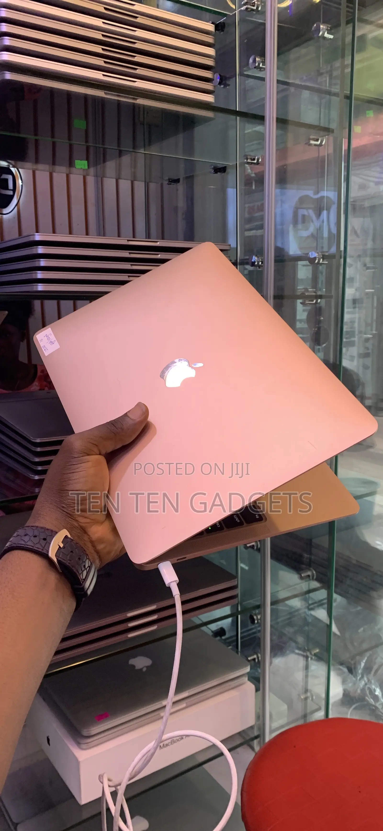 Laptop Apple MacBook Air 2020 8GB Intel Core i5 SSD 512GB