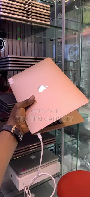 Laptop Apple MacBook Air 2020 8GB Intel Core i5 SSD 512GB