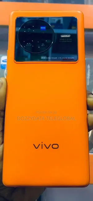 Vivo X80 256 GB Orange