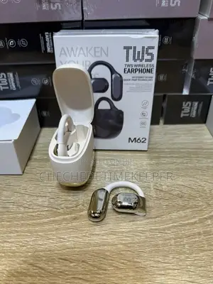 M62 Ai Language Translation Earbud