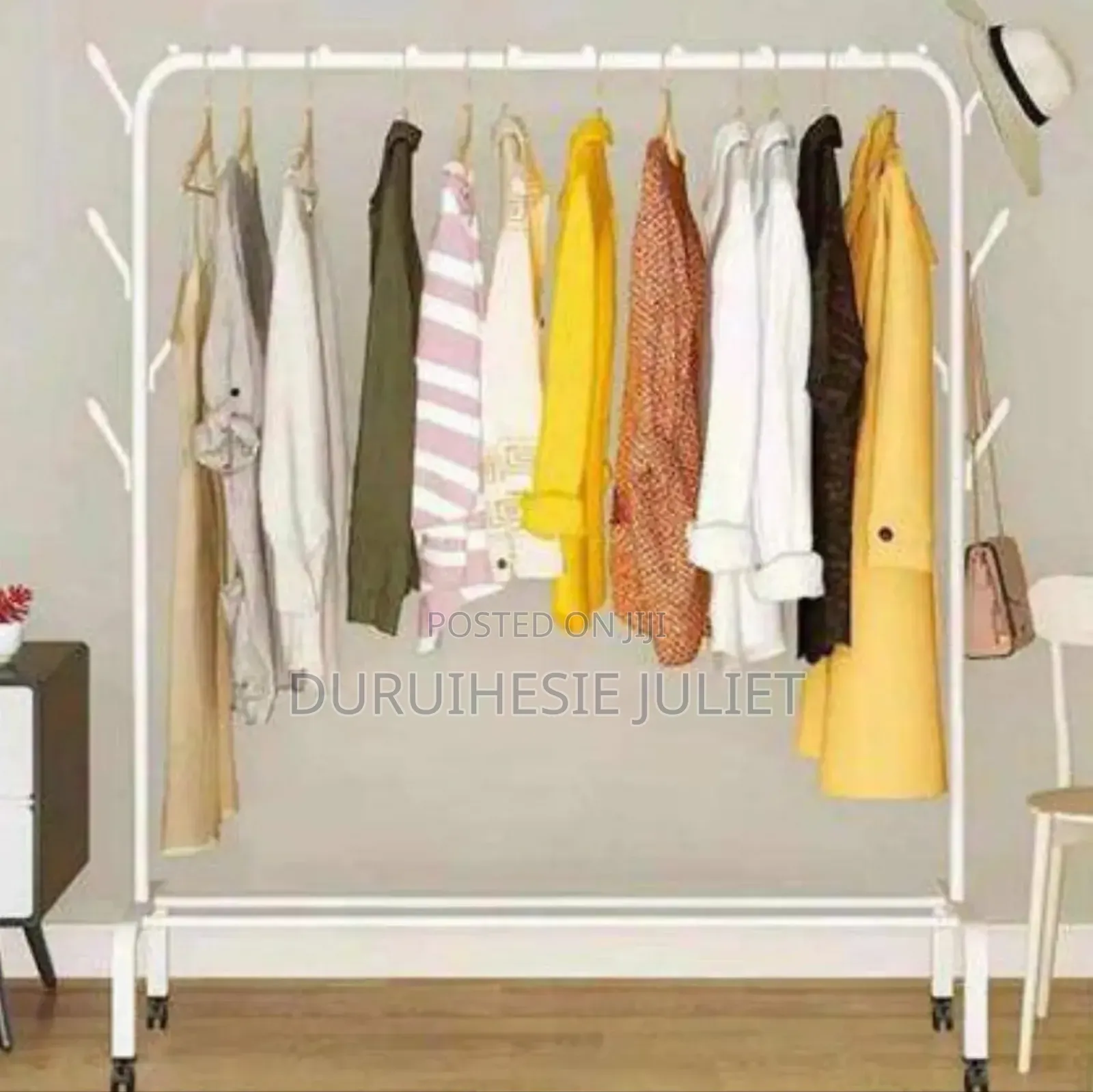 Single Pole Hanger