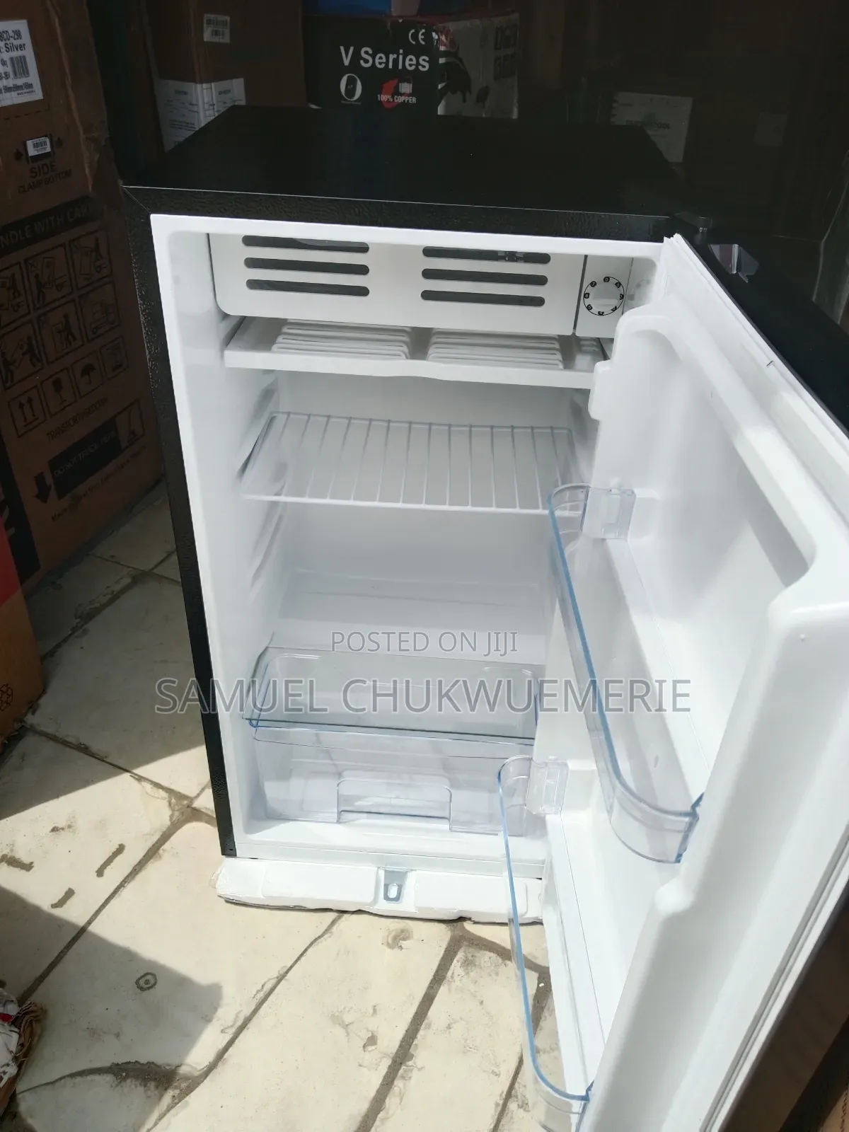 Royal Table Top Fridge Low Voltage