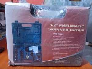 1/2" Pneumatic Impact Wrench Kit,