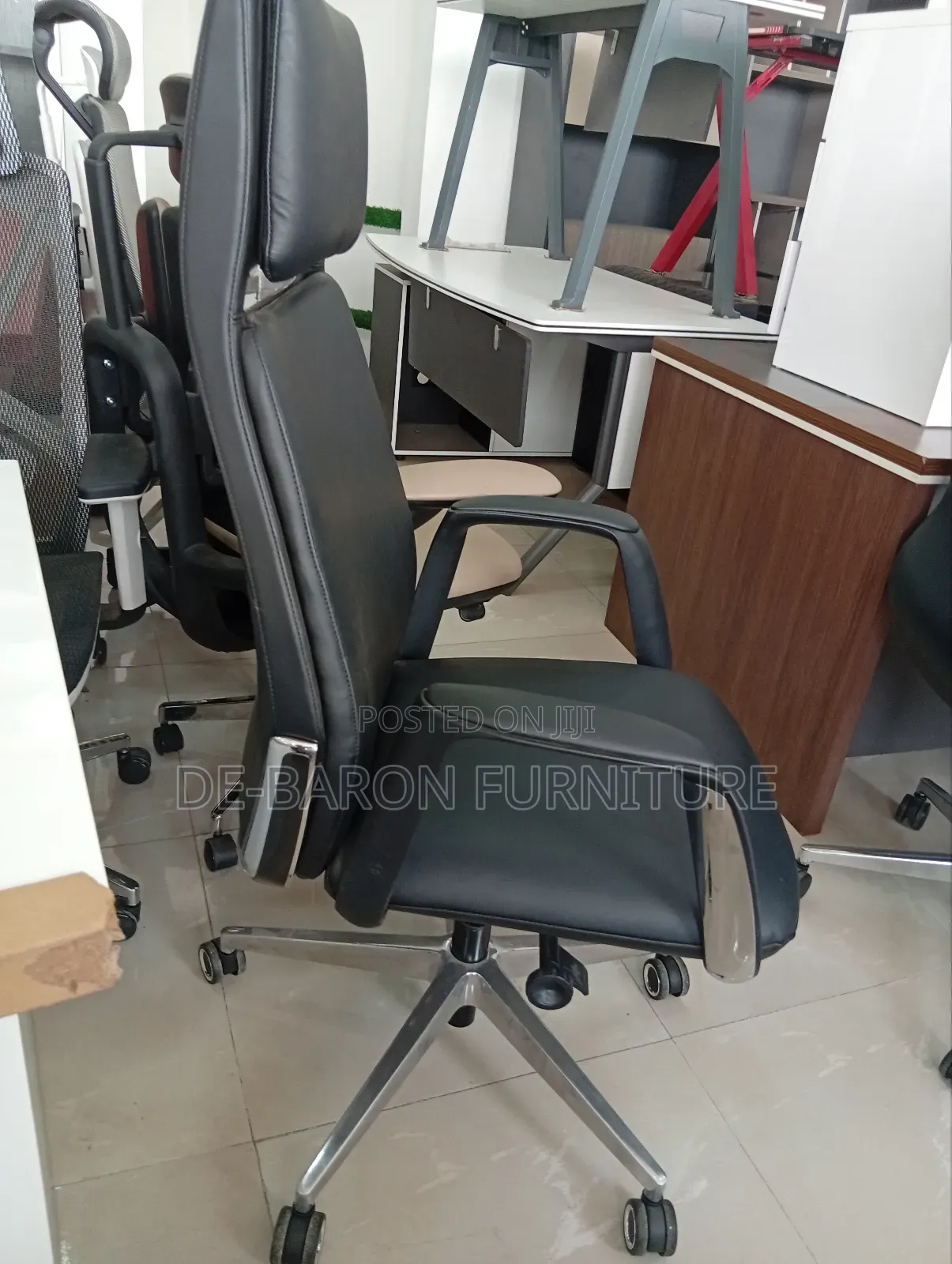 Executive Swivel Office Chairs
