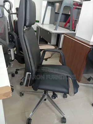 Executive Swivel Office Chairs