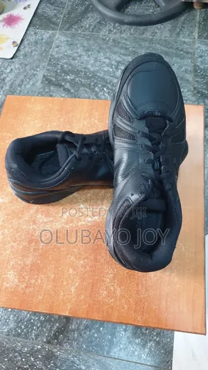 Durable Shoe/Trainers