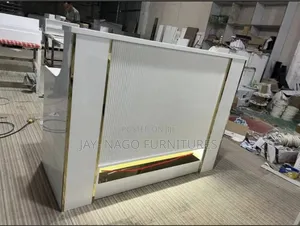 Executive Receptionist Table