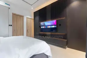 Beautiful 2 Bedroom Apartment With a Rooftop Pool