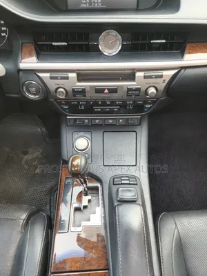 Lexus ES 350 FWD 2015 Gray