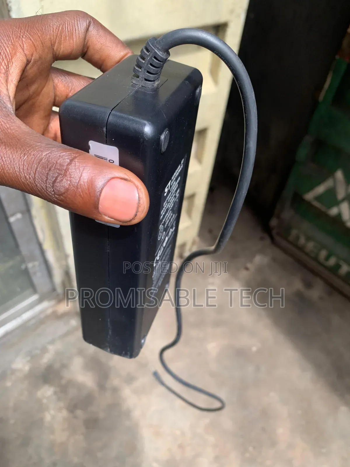 24 Volt E-Bike (Electric Bicycle). Battery Charger 24v.