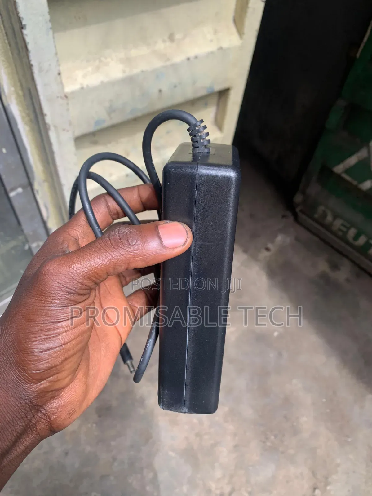 24 Volt E-Bike (Electric Bicycle). Battery Charger 24v.
