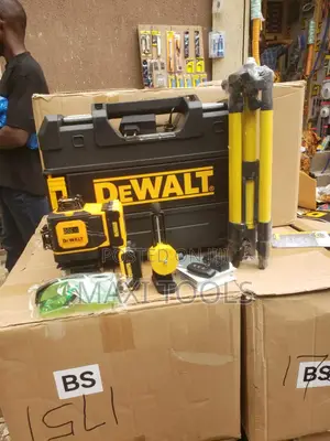 Dewalt 16-Line Laser Level Kit 4d