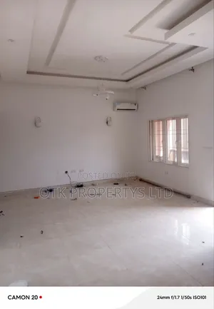 2bdrm Block of Flats in Fo1, Kubwa for rent