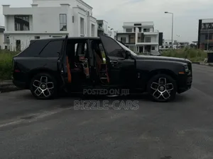 New Rolls-Royce Cullinan Black Badge 2024 Black