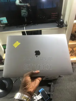 Laptop Apple MacBook Pro 2017 16GB Intel Core I7 SSD 1T