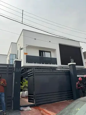 4bdrm Duplex in Gbagada for sale