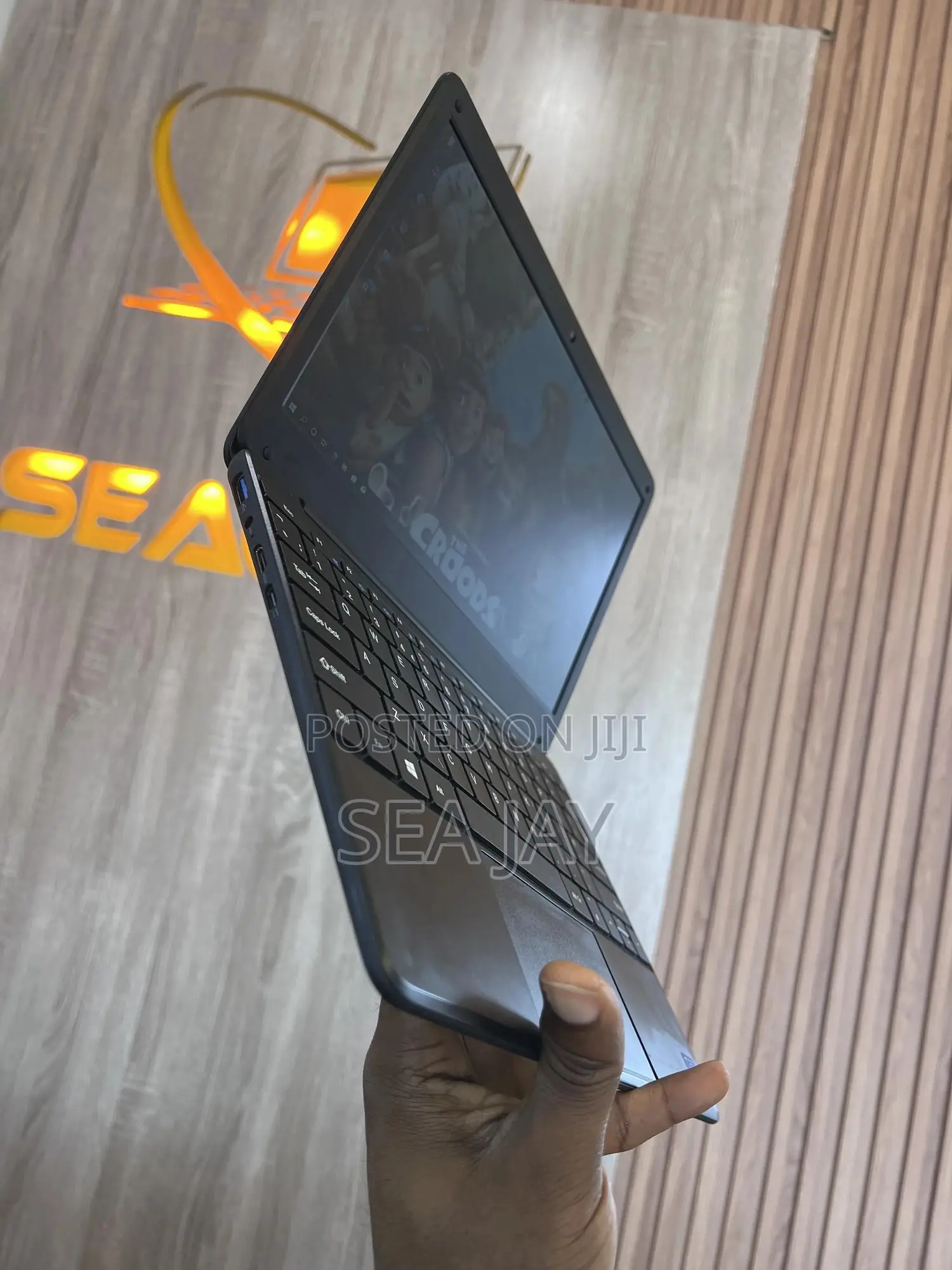 Laptop Samsung 4GB Intel Celeron SSD 60GB