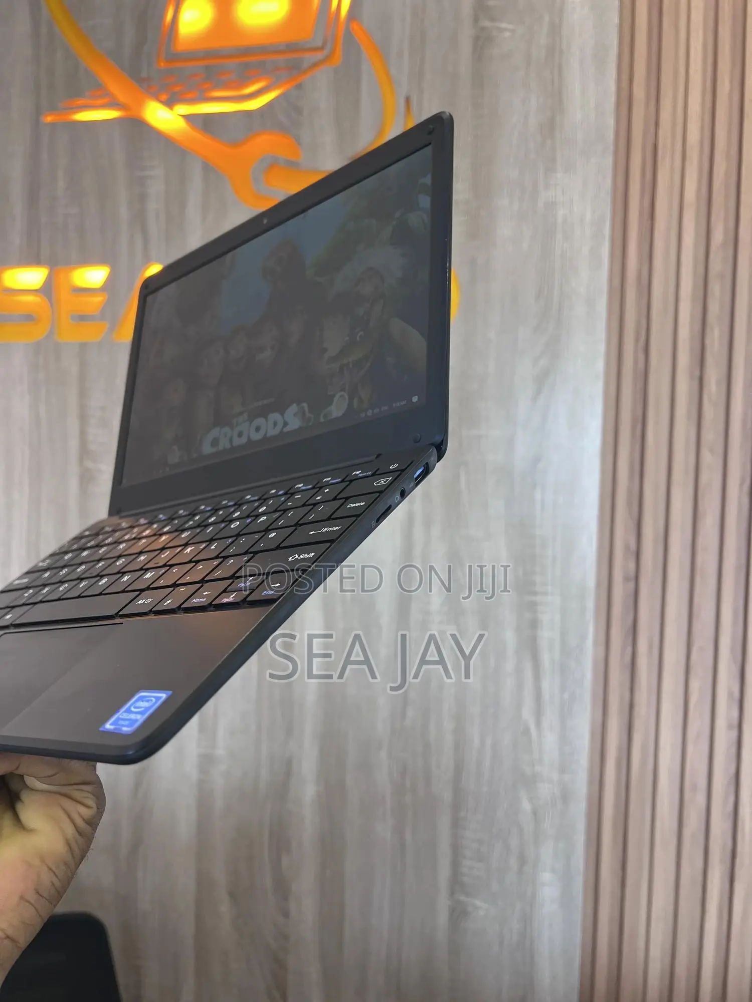 Laptop Samsung 4GB Intel Celeron SSD 60GB