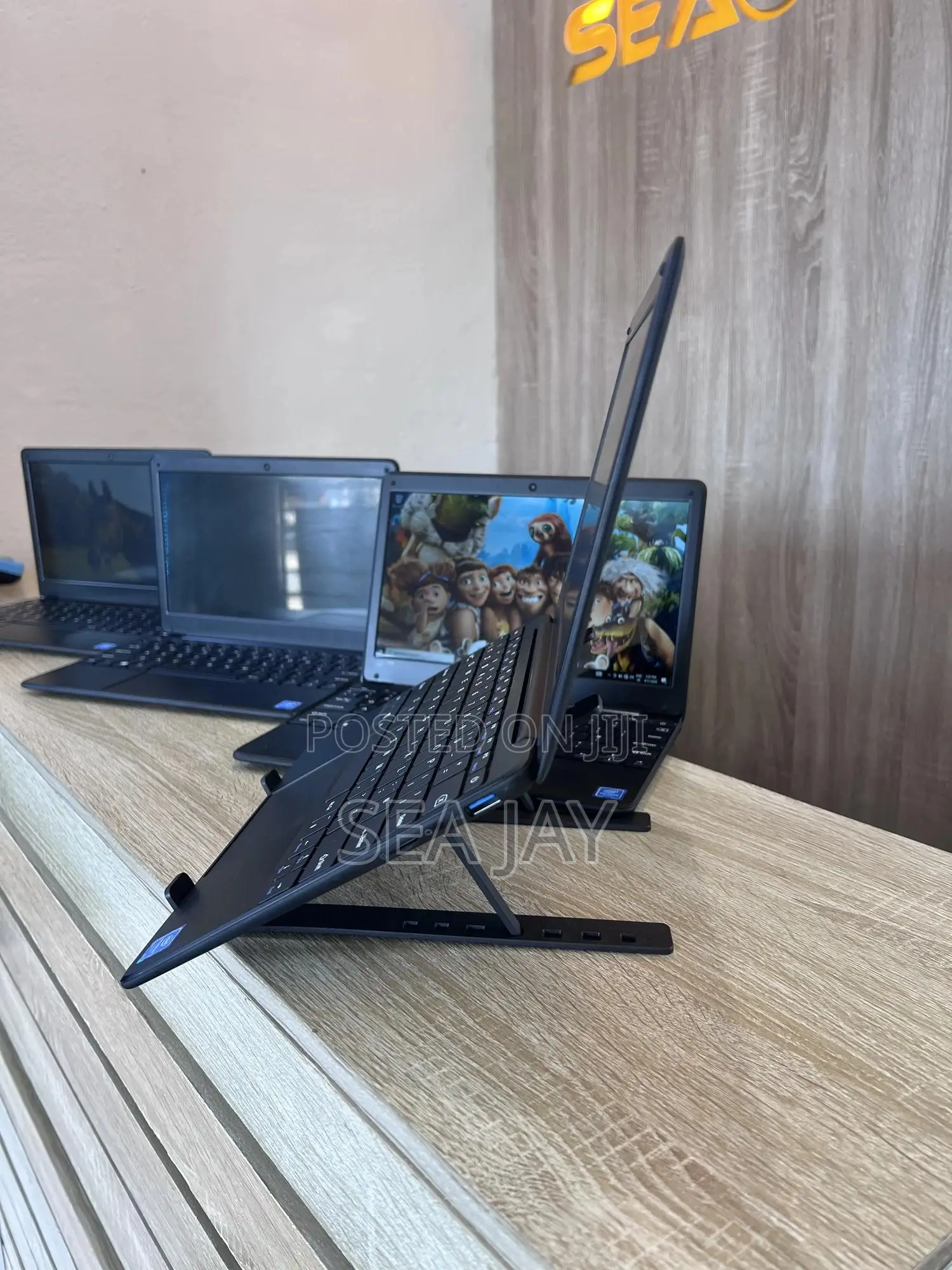 Laptop Samsung 4GB Intel Celeron SSD 60GB
