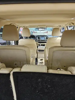 Toyota Highlander Limited 4dr SUV (3.5L 6cyl 6A) 2015 White