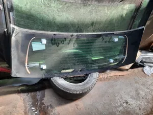 Toyota Matrix 2009 Back Glass