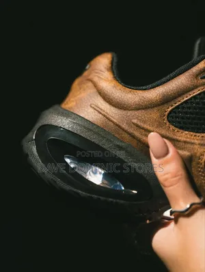 Nike Airmax Muse Se Light British Tan