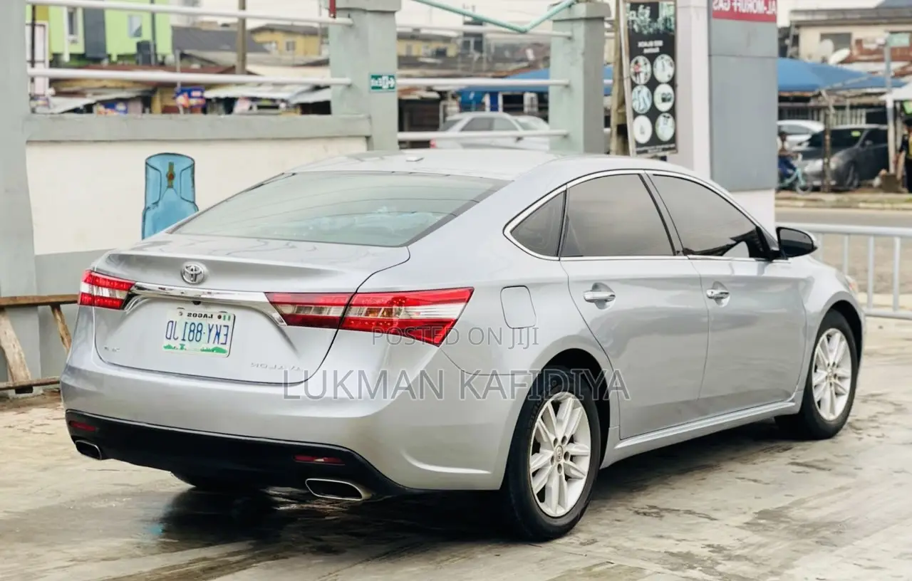 Toyota Avalon 2015 Silver