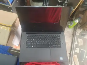 Laptop Dell Precision 15 5520 16GB Intel Core I7 SSD 512GB