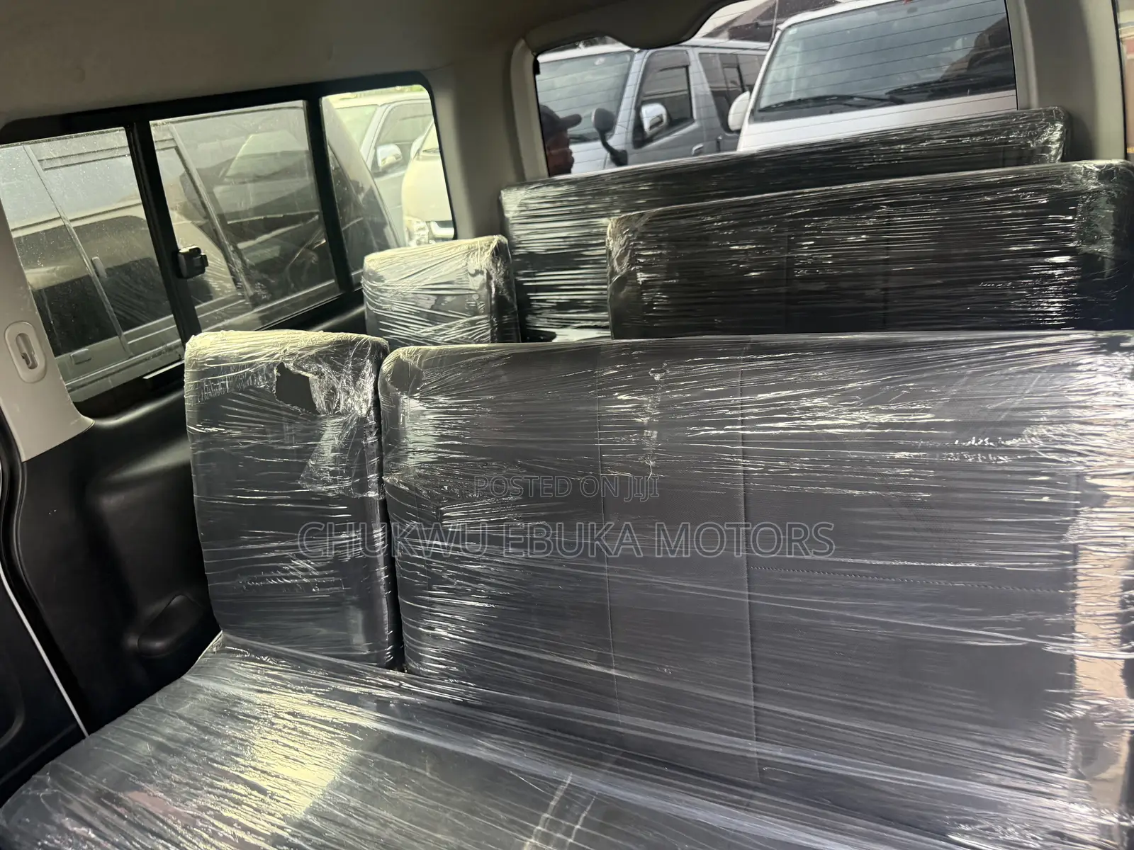 Toyota HiAce 2012 White