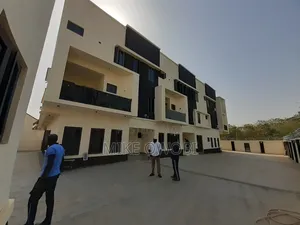 3bdrm Block of Flats in Katampe Main for sale