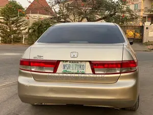 Honda Accord 2003 Gold