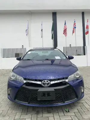 Toyota Camry SE 4dr Sedan (2.5L 4cyl 6A) 2016 Blue