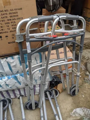 Medical Adult Walker (Walking Frame)