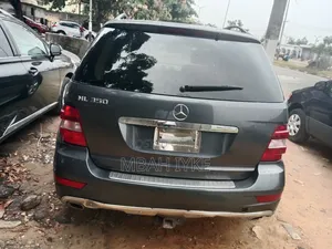 Mercedes-Benz M Class ML 350 4Matic 2011 Gray