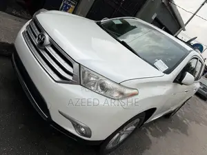 Toyota Highlander Limited 2012 Off white
