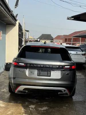 Land Rover Range Rover Velar P380 HSE R-Dynamic 4x4 2019 Gold
