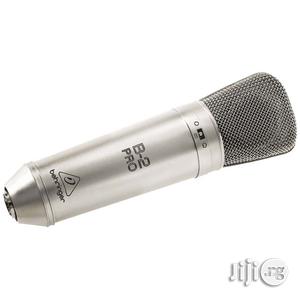 Behringer B2 Pro