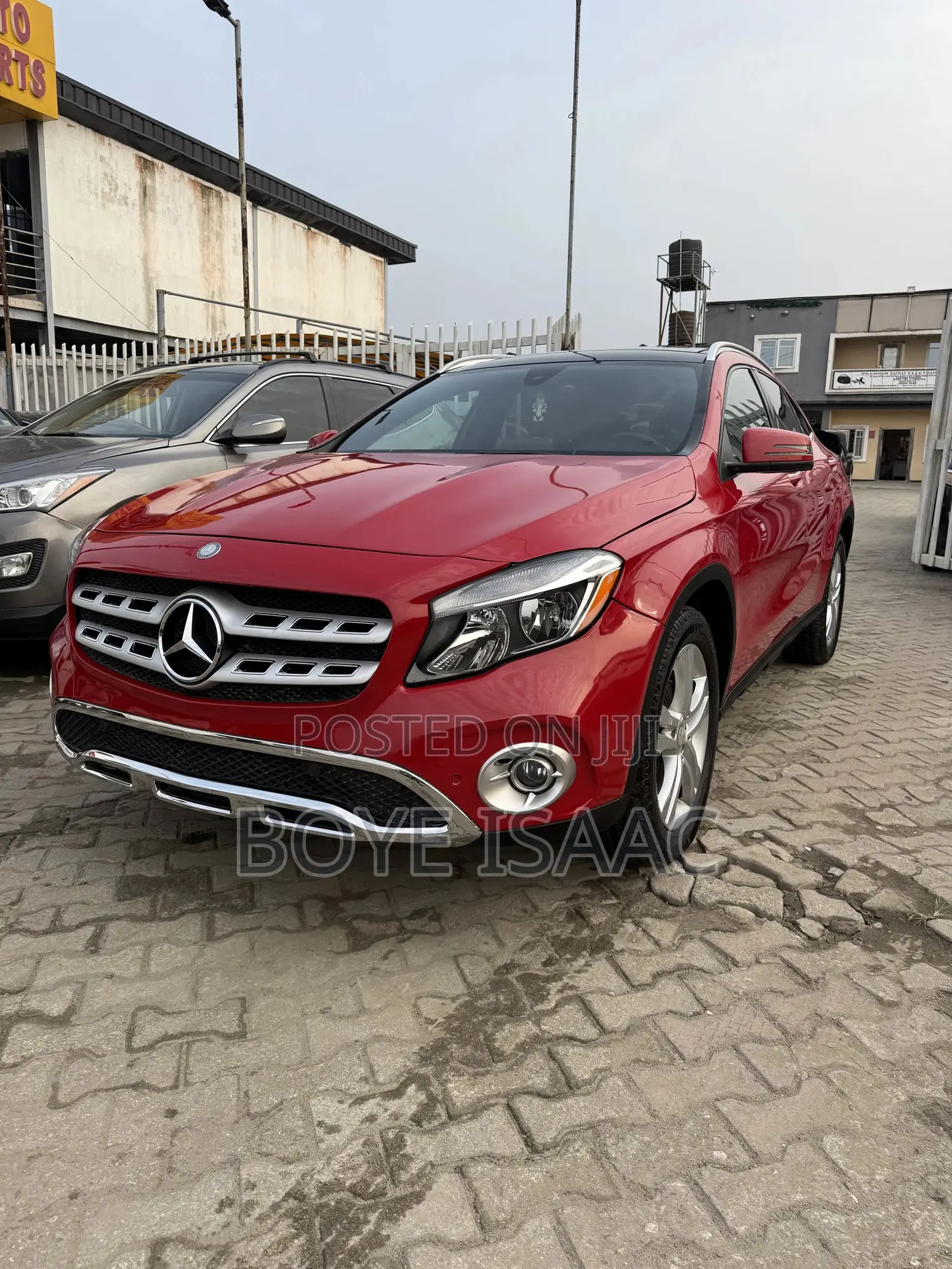 Mercedes-Benz GLA 250 2018 Red