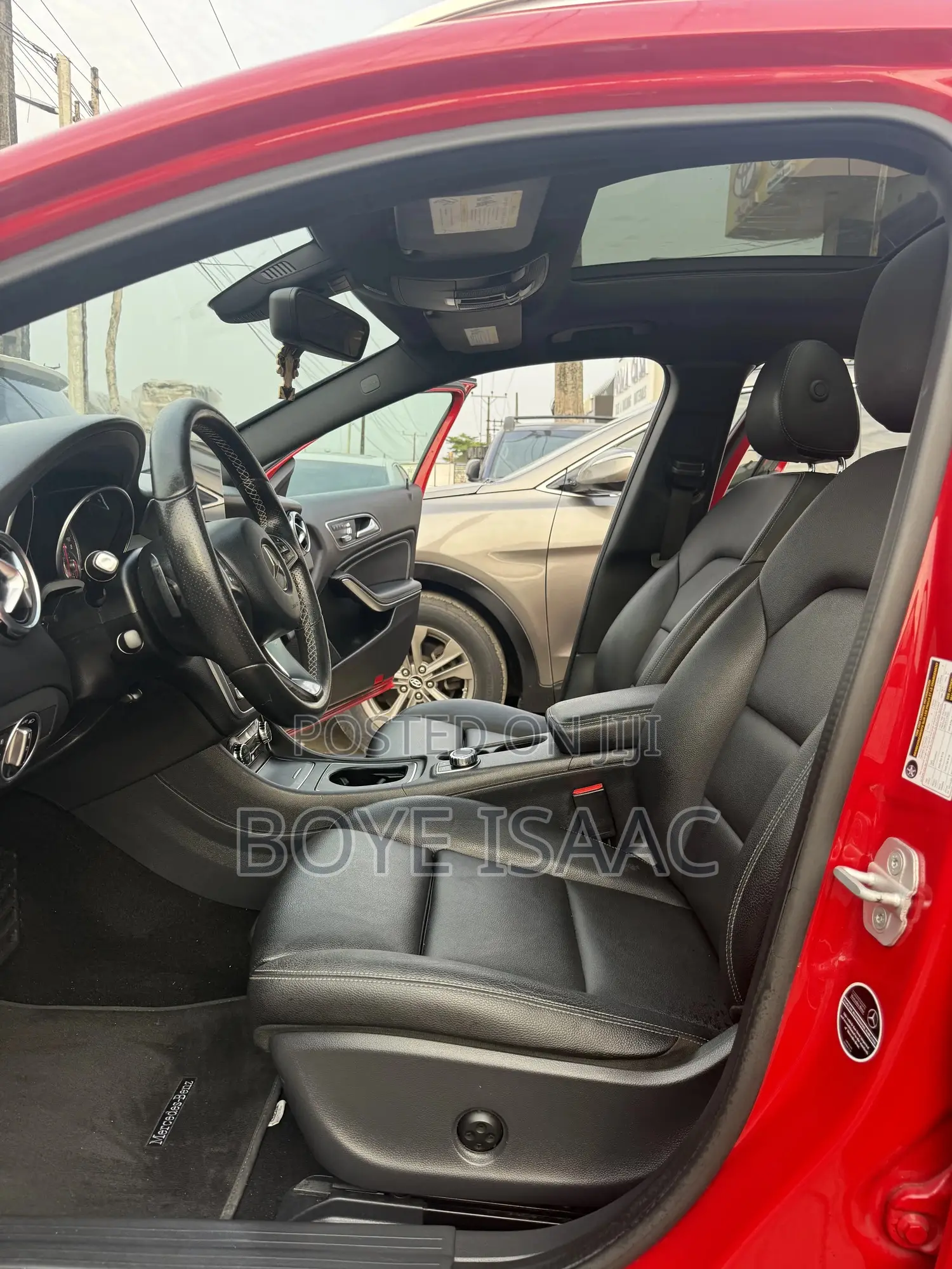 Mercedes-Benz GLA 250 2018 Red