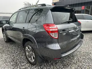 Toyota RAV4 2012 Gray