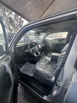 Toyota 4-Runner Limited 2022 Silver