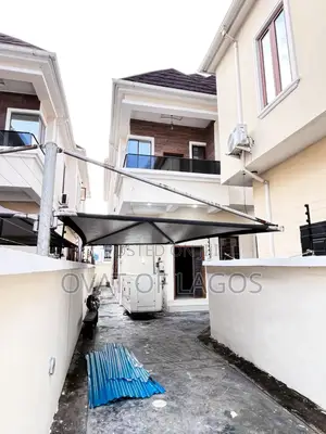 4bdrm Duplex in Ikota Villa Estate, Lekki for sale