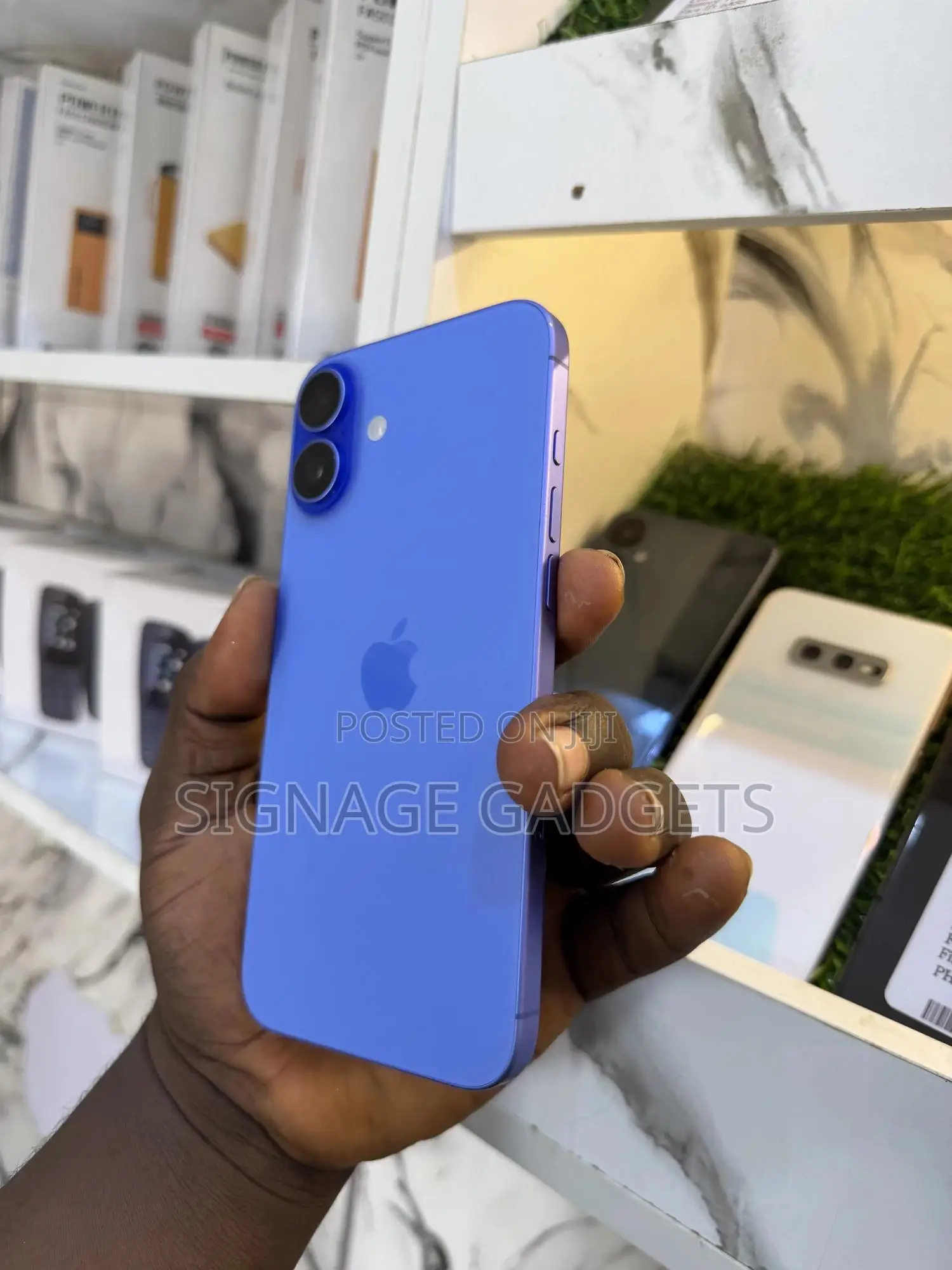 Apple iPhone 16 Plus 128 GB Blue