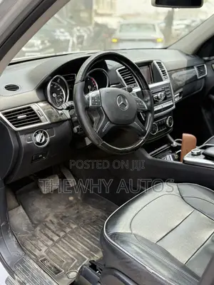 Mercedes-Benz M Class ML550 4MATIC 4dr SUV AWD (4.7L 8cyl Turbo 7A)