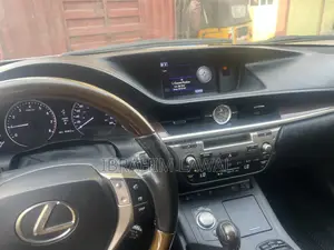 Lexus ES 350 FWD 2013 Off white