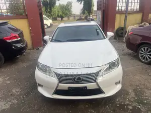 Lexus ES 350 FWD 2013 Off white